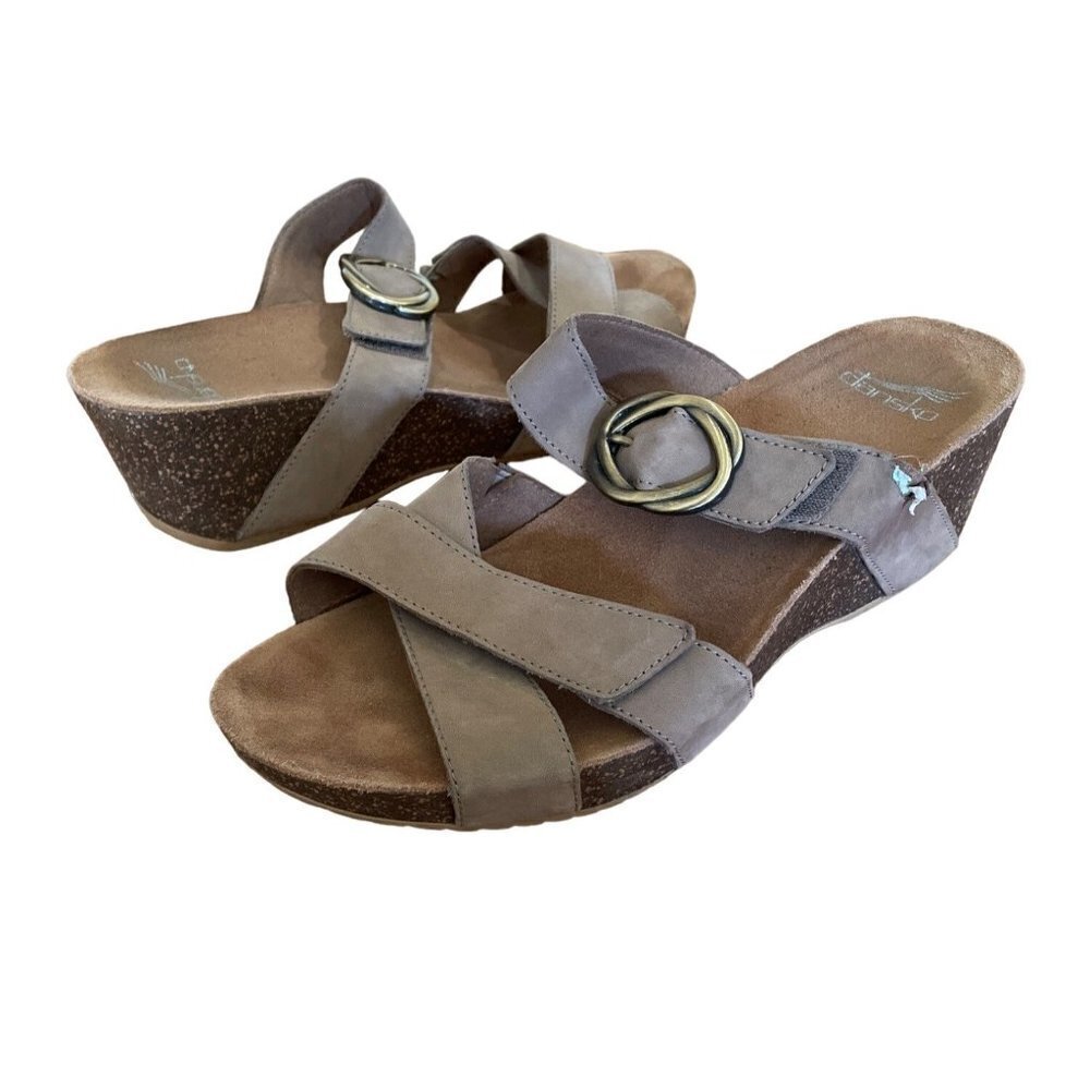 Dansko Taupe Leather Slip On Wedges Sandals Women's EU Size 40 US 9.5 Neutral
